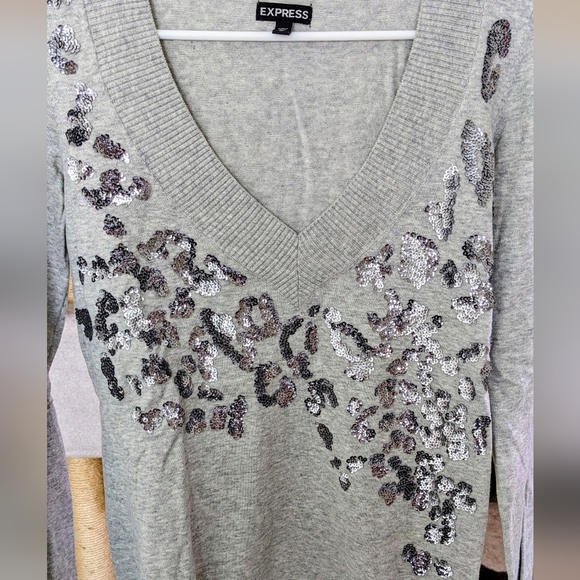 Express Animal Print Sweater - Picture 2 of 4